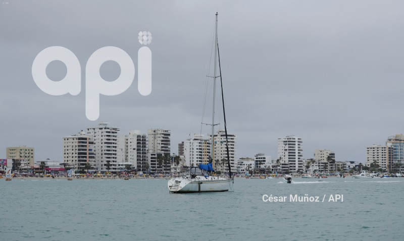 GYE-AVISTAMIENTO BALLENAS