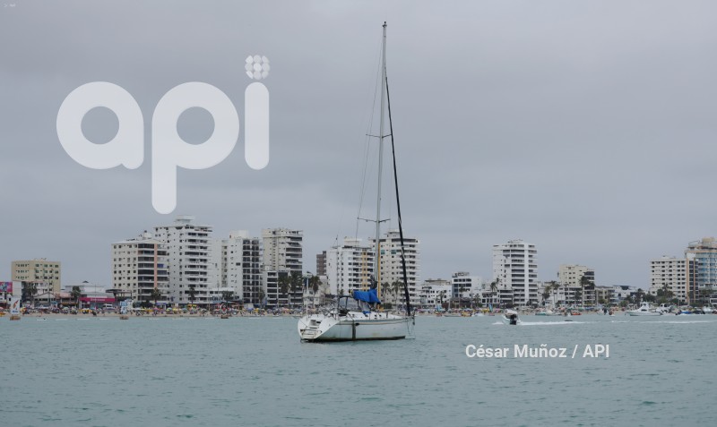 GYE-AVISTAMIENTO BALLENAS