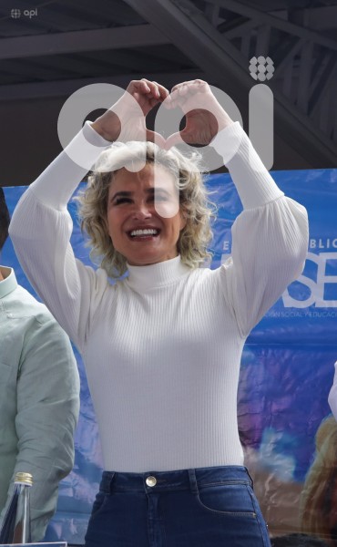 GYE-CYNTHIA VITERI
