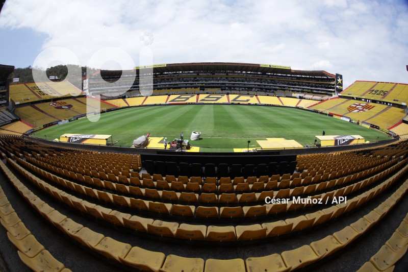GYE-ESTADIO MONUMENTAL