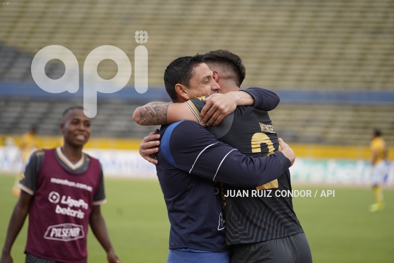 FBL-LIGAPRO-CUMBAYA-DELFIN
