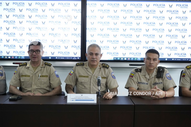 UIO-RRPP-COMANDANCIAPOLICIA