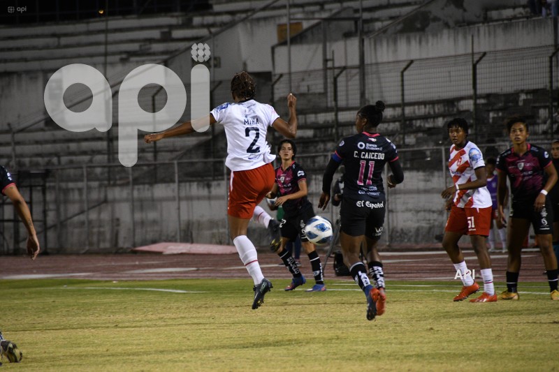 FBL-SUPERLIGA FEMENINA-DEP IBARRA - DRAGONAS