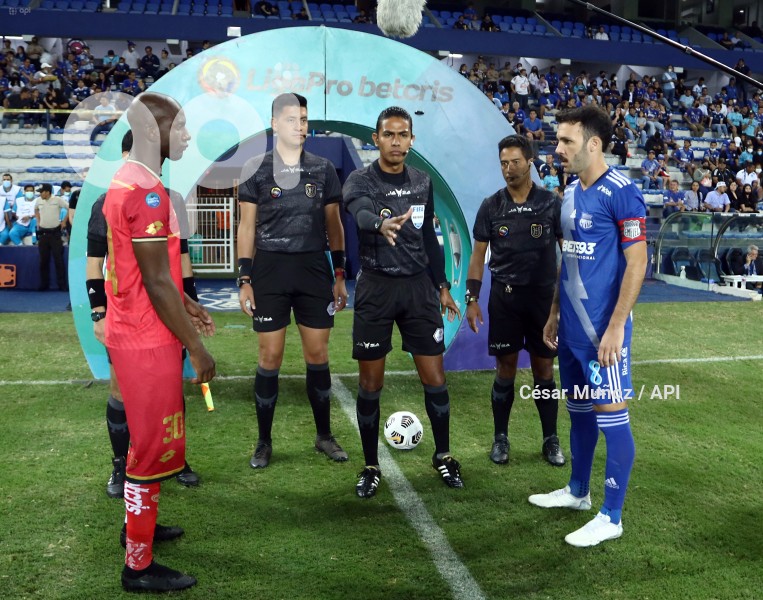 FBL-LIGAPRO-EMELEC-CUMBAYA