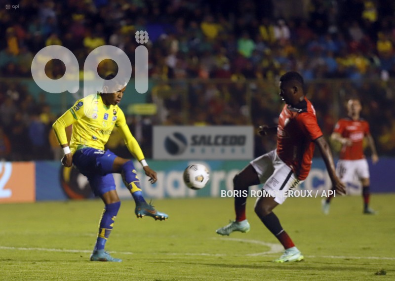 FBL-LIGAPRO-GUALACEO-BARCELONA