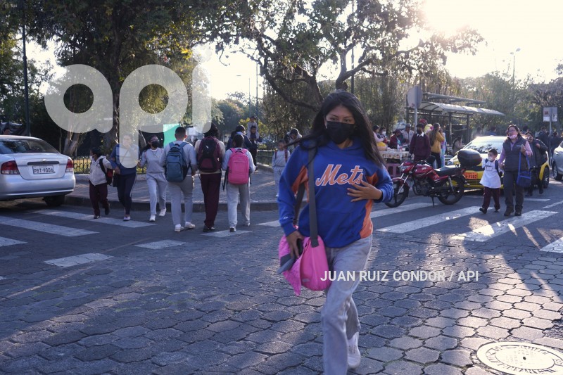UIO-REGRESO-CLASES