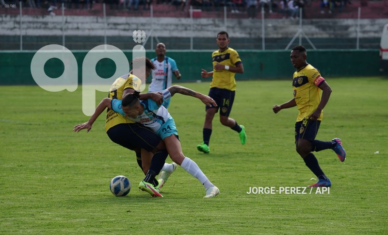 FBL-LIGA-PRO-SERIE-B-CHACARITAS-MANTA-