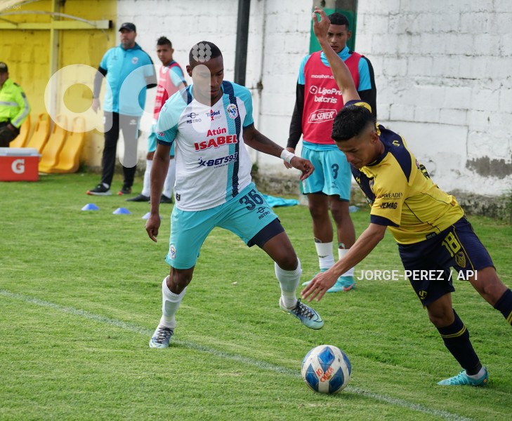 FBL-LIGA-PRO-SERIE-B-CHACARITAS-MANTA-