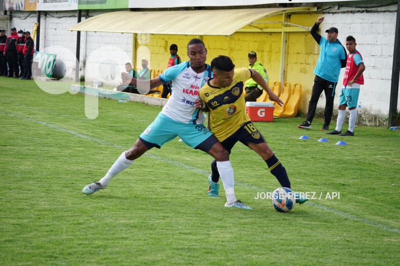 FBL-LIGA-PRO-SERIE-B-CHACARITAS-MANTA-
