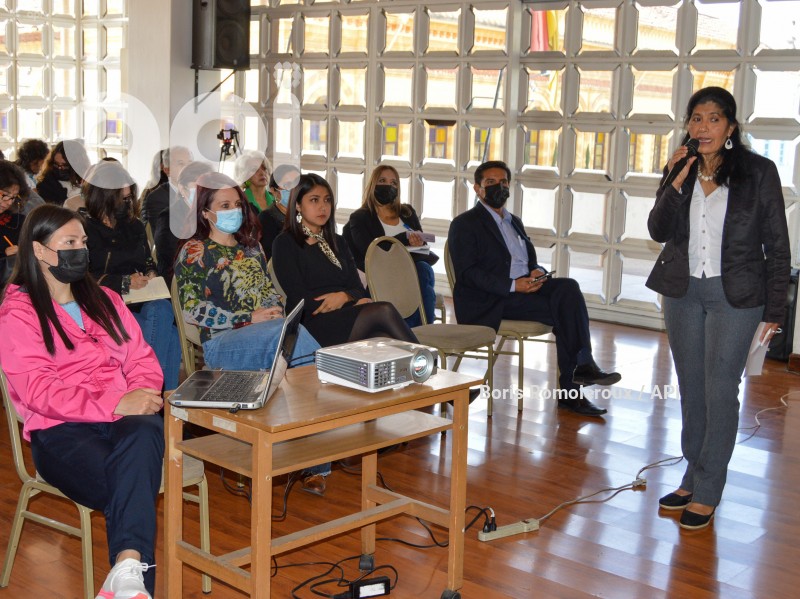 CUENCA-TALLER-PREVENCION-VIOLENCIA-GENERO-MUJER