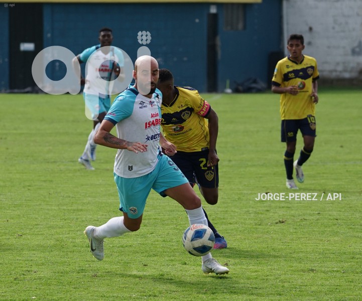 FBL-LIGA-PRO-SERIE-B-CHACARITAS-MANTA-