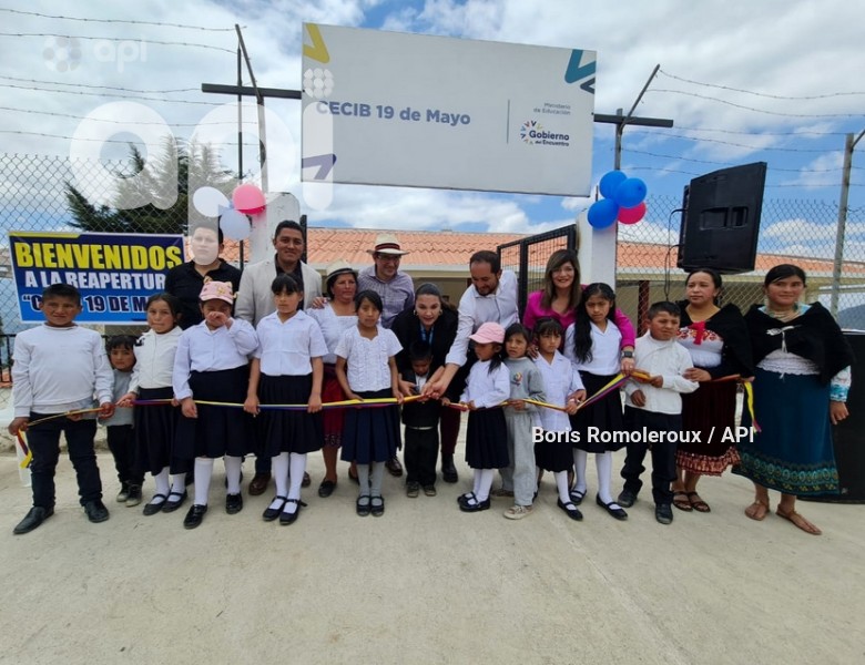 GUALACEO-REAPERTURA-ESCUELA-GUALACEO
