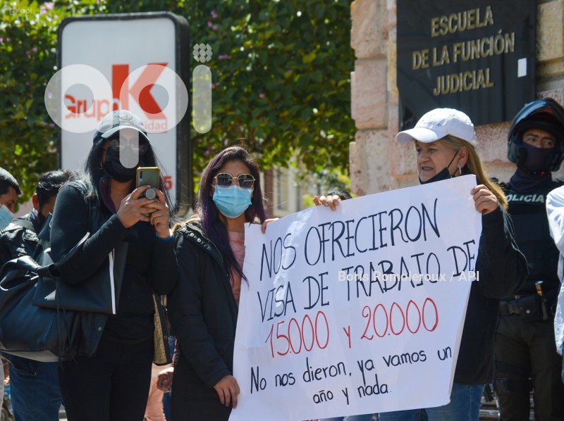 CUENCA-PROTESTA-PERJUDICADOS-ESTAFA
