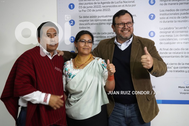 UIO-FIRMA-MESA-PRODUCTIVO