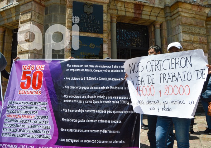 CUENCA-PROTESTA-PERJUDICADOS-ESTAFA
