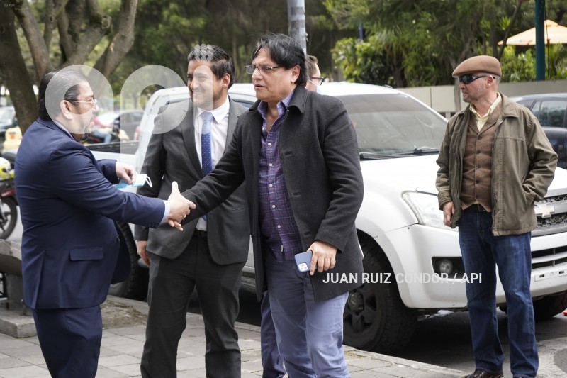 UIO-FGE-VILLAVUCENCIO ATENTADO