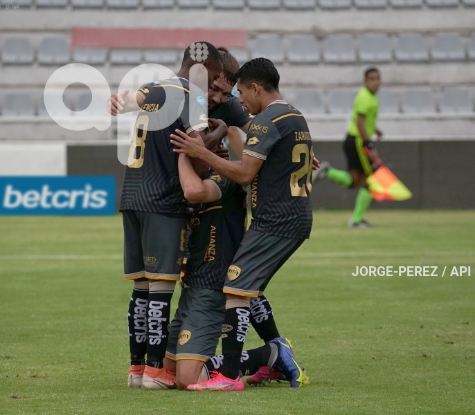 FBL-LIGA-PRO-CUMBAYA-GUAYAQUIL-CITY-
