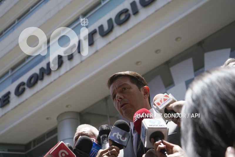 UIO-MINISTROS-CONSULTA-CCONSTITUCIONAL