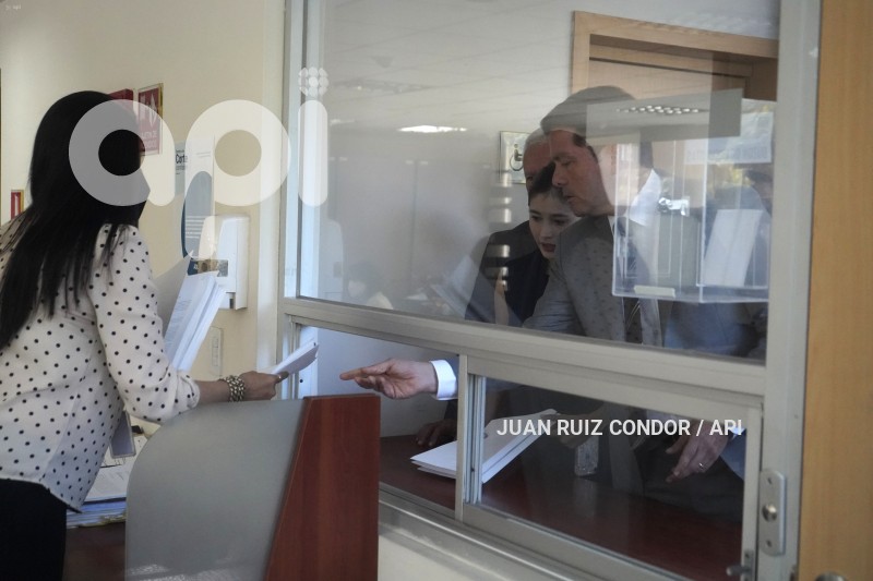 UIO-MINISTROS-CONSULTA-CCONSTITUCIONAL
