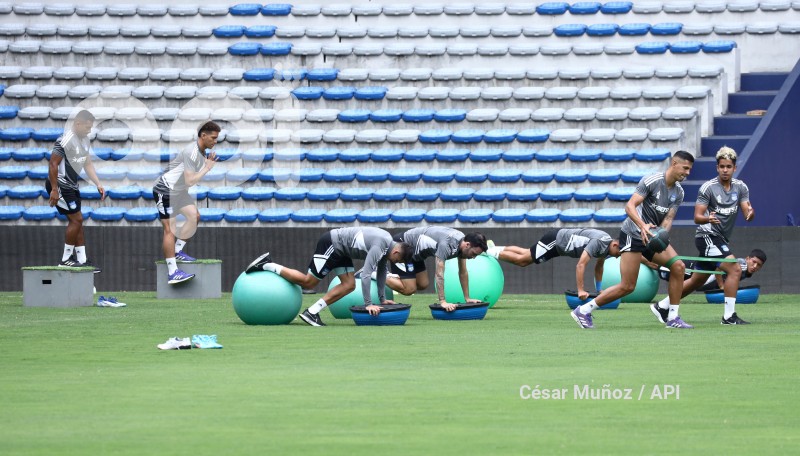 GYE-ENTRENAMIENTO-EMELEC