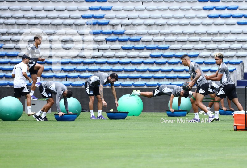 GYE-ENTRENAMIENTO-EMELEC