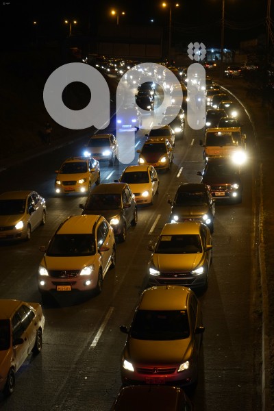 UIO-TRAFICO-VEHICULAR-SIMONBOLIVAR