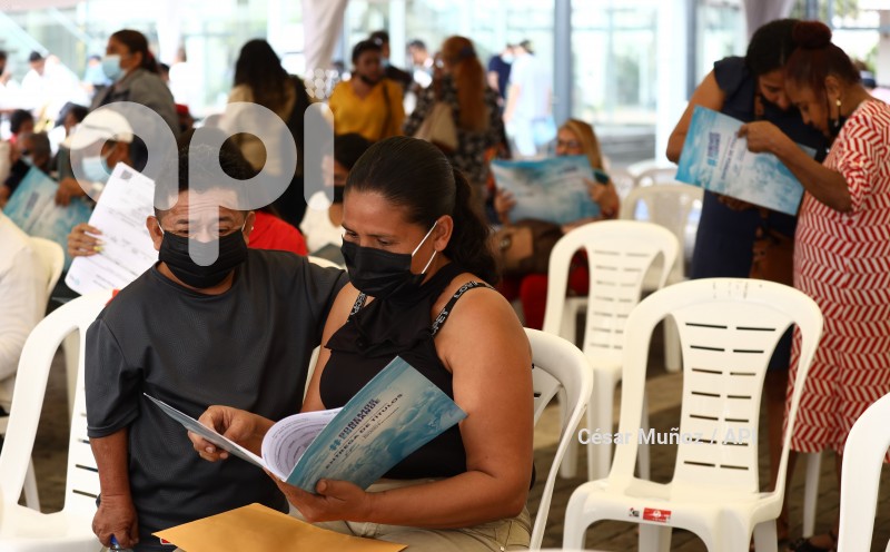 GYE-ENTREGA TITULOS PROPIEDAD