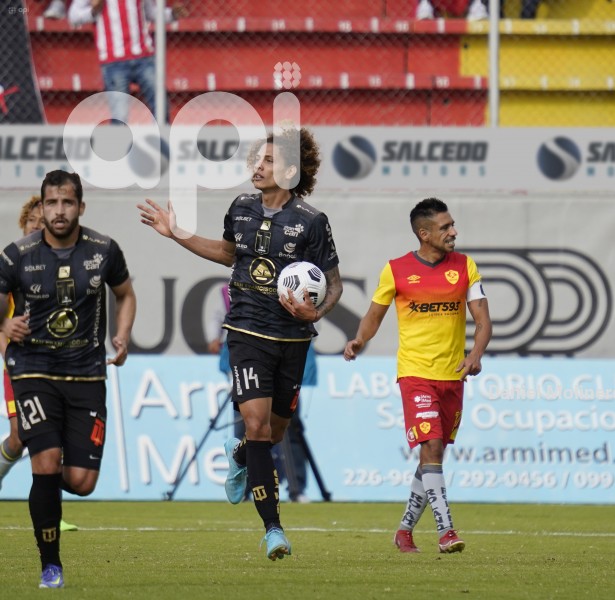 FBL-LIGAPRO-AUCAS - TEC-UNIVERSITARIO