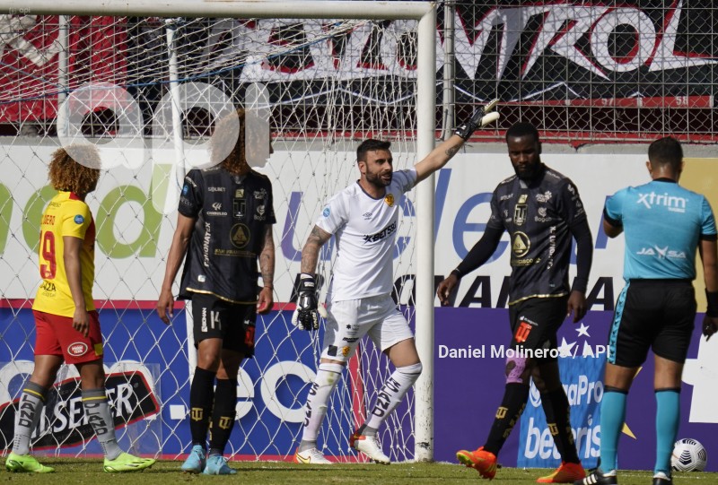 FBL-LIGAPRO-AUCAS - TEC-UNIVERSITARIO