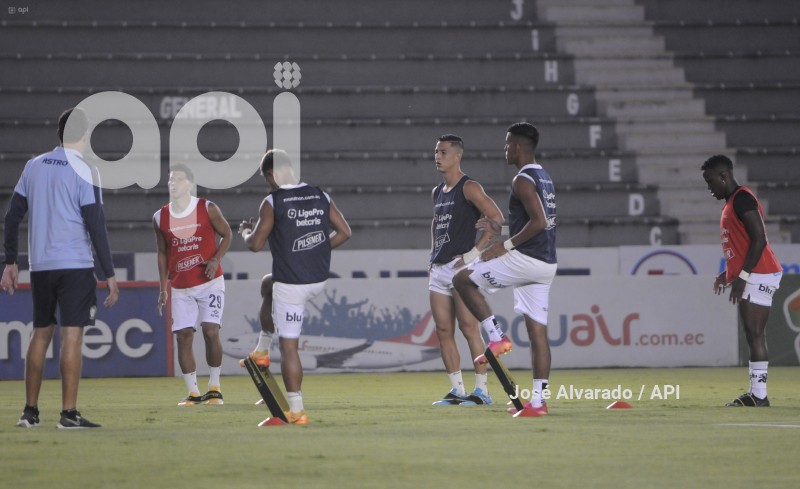 FBL-LIGAPRO-GUAYAQUILCITY-MUSHUCRUNA