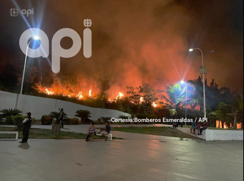 GYE-INCENDIO ESMERALDAS