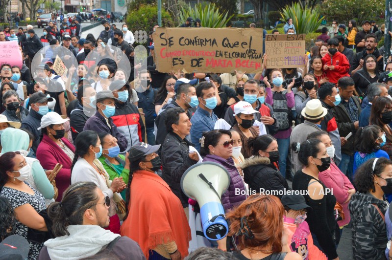 CUENCA-PROTESTA-UNIVERDITARIOS-CASO-MARIA BELEN BERNAL