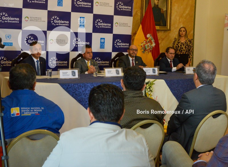 CUENCA-LANZAMIENTO-XIVFORO-MINISTERIAL
