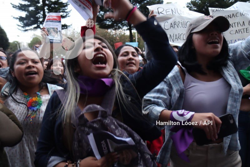 UIO-PROTESTA FEMICIDIOS MARIA BERNAL