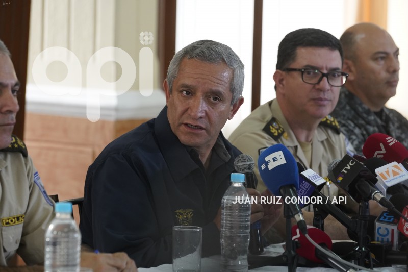 UIO-RRPP-CARRILLO-CASO-BERNAL