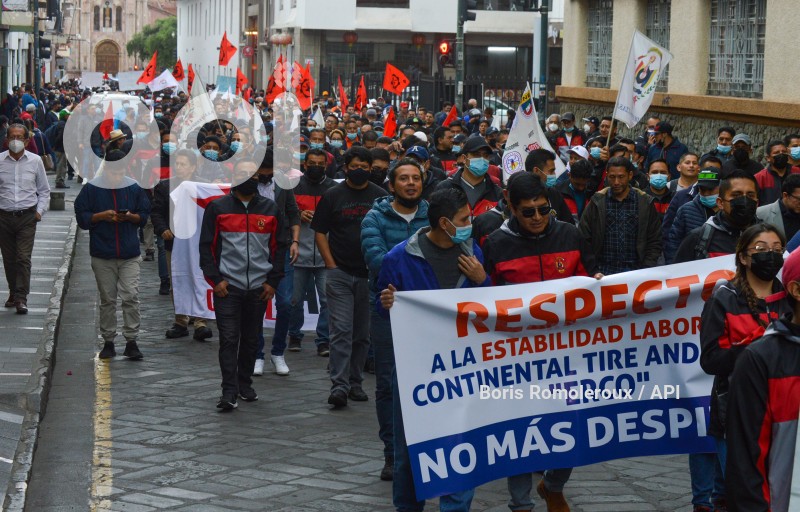 CUENCA-MARCHA-POR-EL-IESS