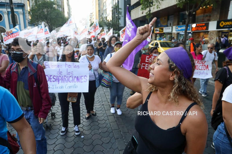 GYE-MARCHA-UNE-JUBILADOS
