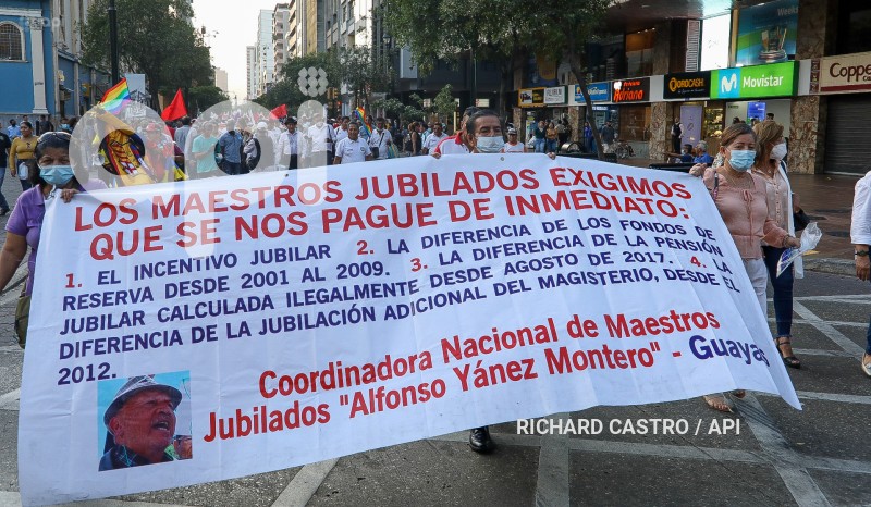 GYE-MARCHA-UNE-JUBILADOS