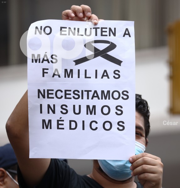 GYE-PROTESTA PACIENTES RENALES
