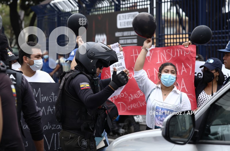 GYE-PROTESTA PACIENTES RENALES
