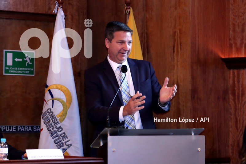 UIO-INAUGURACION CURSO JUECES