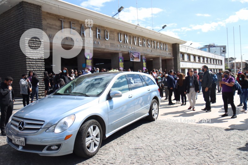 UIO-TRASLADO RESTOS DE MARIA BELEN BERNAL