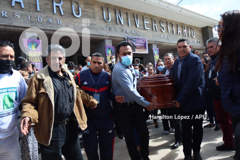 UIO-TRASLADO RESTOS DE MARIA BELEN BERNAL