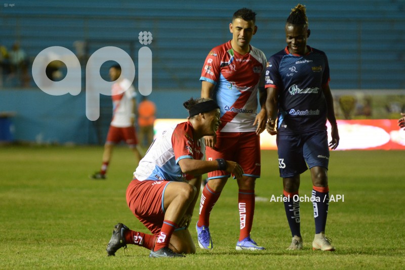 FBL-SURCUP-MANTA-RONALDINHO
