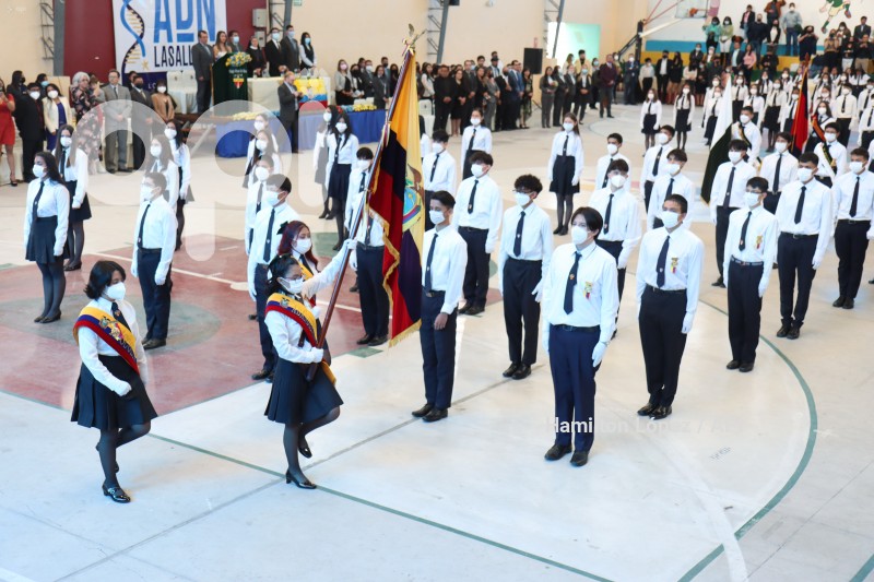 UIO-JURAMENTO BANDERA
