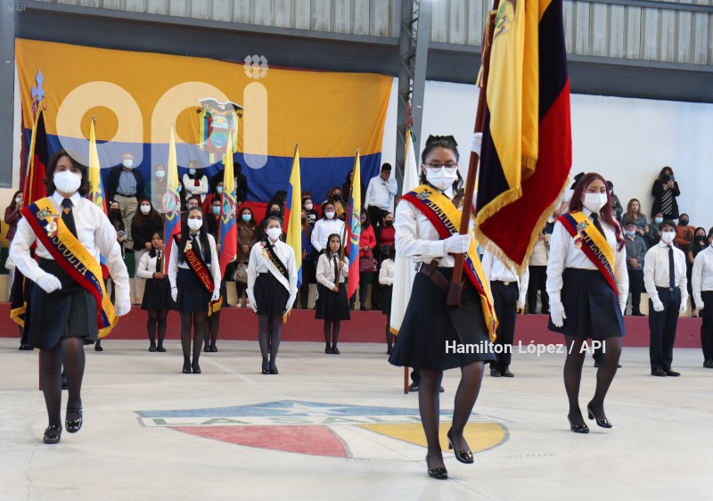 UIO-JURAMENTO BANDERA