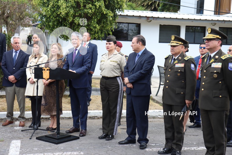 UIO-CIERRE SIMBOLICO EDIFICIO ESCUELA POLICIA