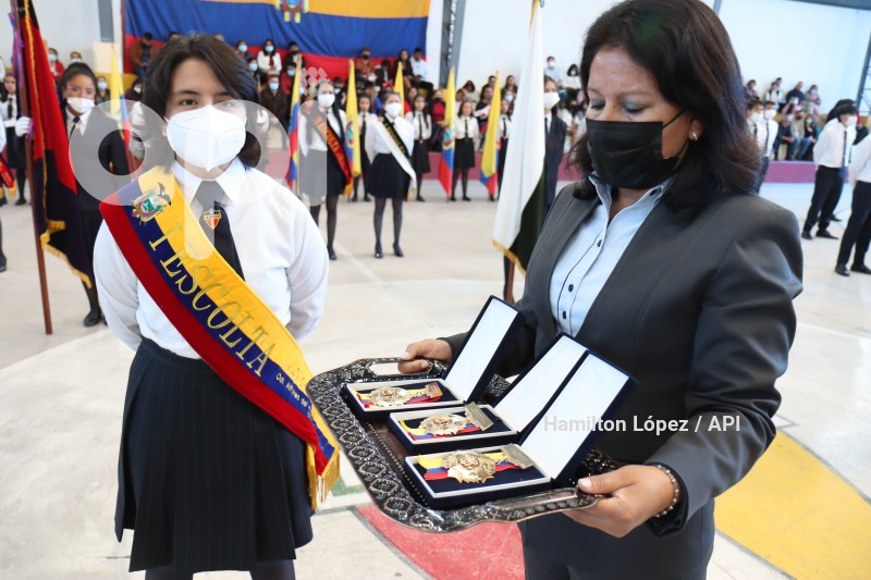 UIO-JURAMENTO BANDERA