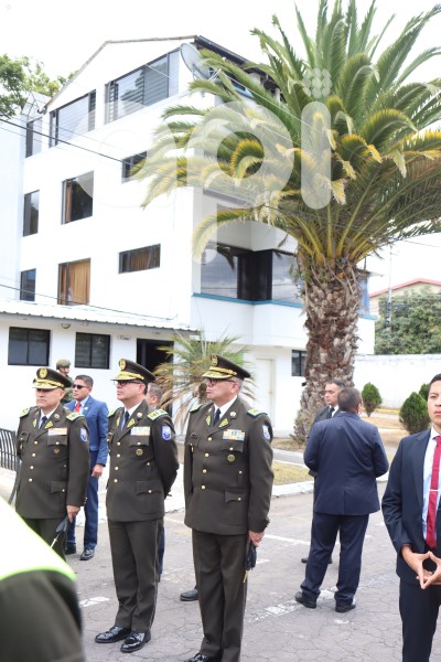 UIO-CIERRE SIMBOLICO EDIFICIO ESCUELA POLICIA