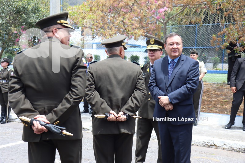 UIO-CIERRE SIMBOLICO EDIFICIO ESCUELA POLICIA